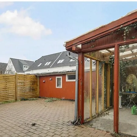 Taet Pa Centrum & Mch/boxen - Huset Nr. 11 Villa *