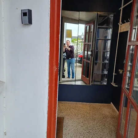 Taet Pa Centrum & Mch/boxen - Huset Nr. 11 *