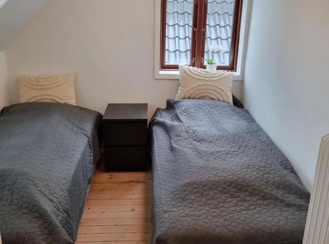 Taet Pa Centrum & Mch/boxen - Huset Nr. 11