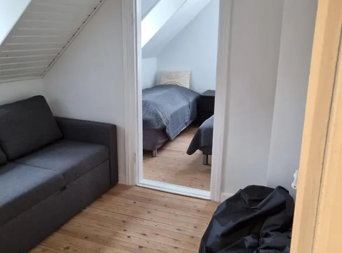 Taet Pa Centrum & Mch/boxen - Huset Nr. 11 *