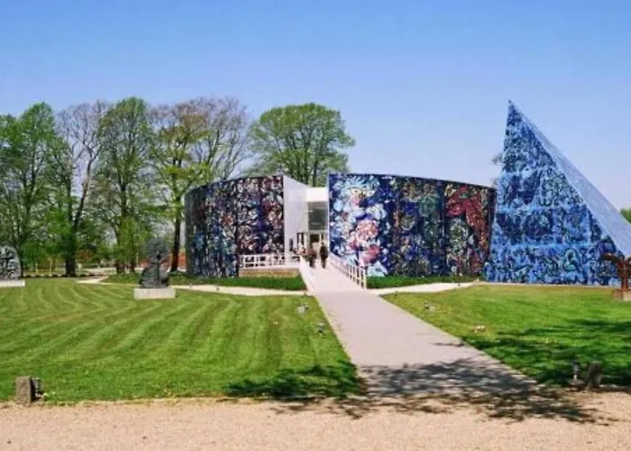 Taet Pa Centrum & Mch/boxen - Huset Nr. 11 Βίλα Χέρνινγκ