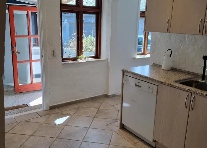 Taet Pa Centrum & Mch/boxen - Huset Nr. 11 * Χέρνινγκ